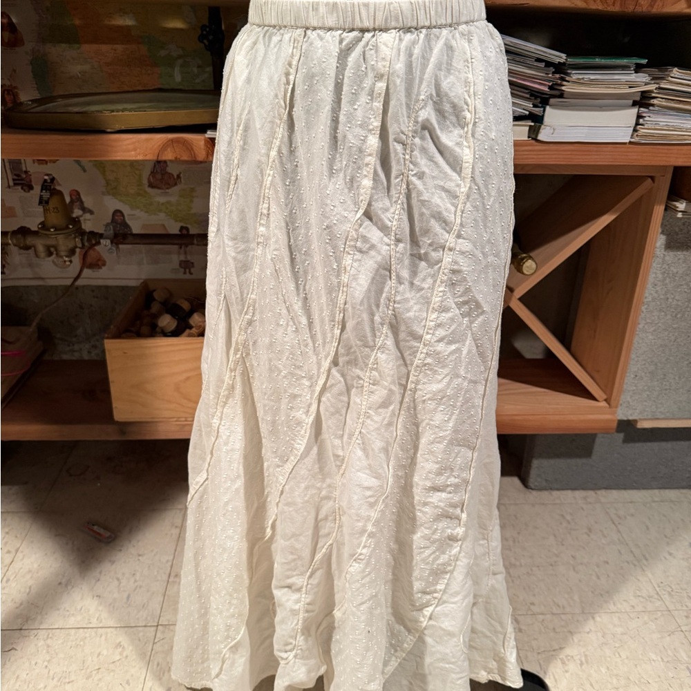 Solitaire Cream Maxi Skirt with Textured Panels‎